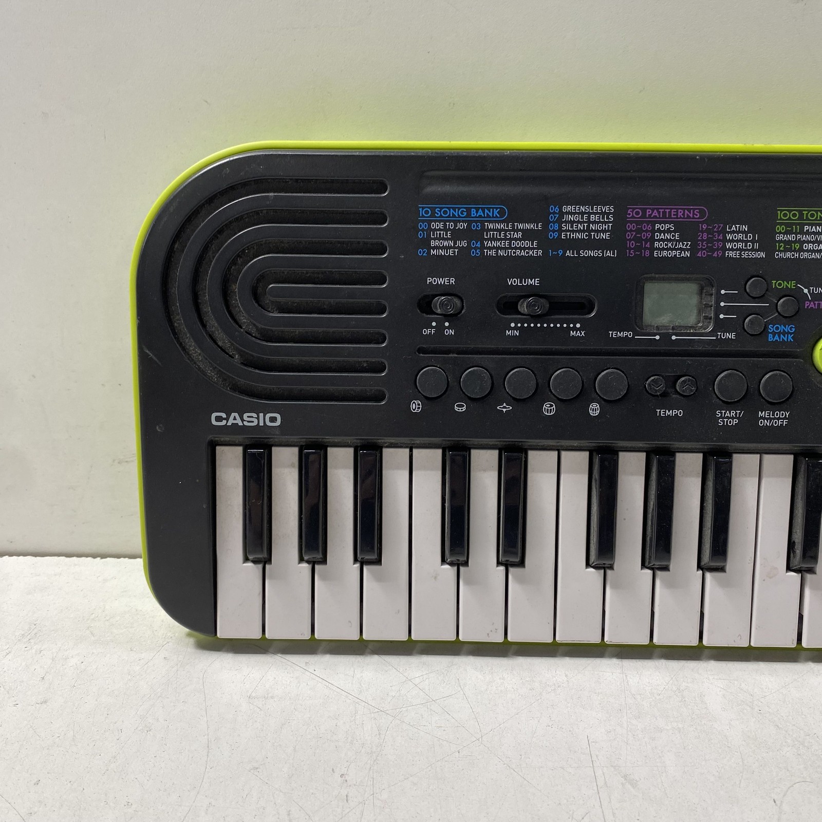 Casio Mini Electronic Keyboard SA-46 Green Black 32 Keys