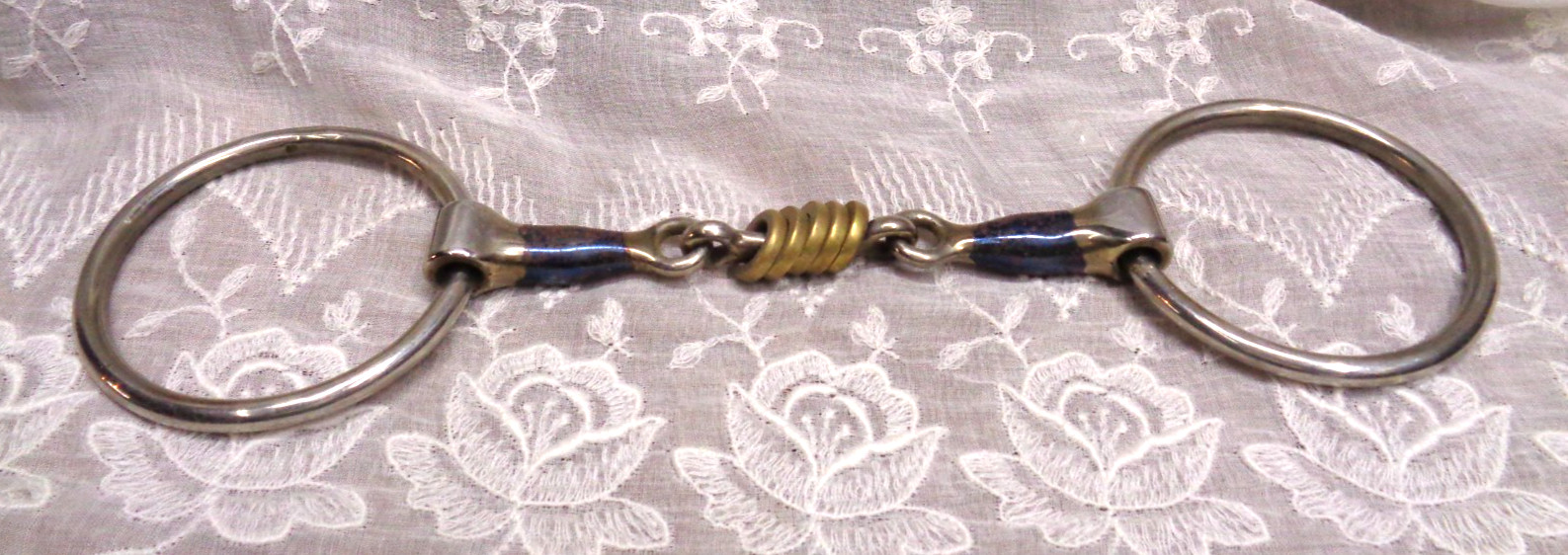 Sweet Iron Dogbone Loose Ring Snaffle Horse Bit with 5 Copper Rings 5-3/4"