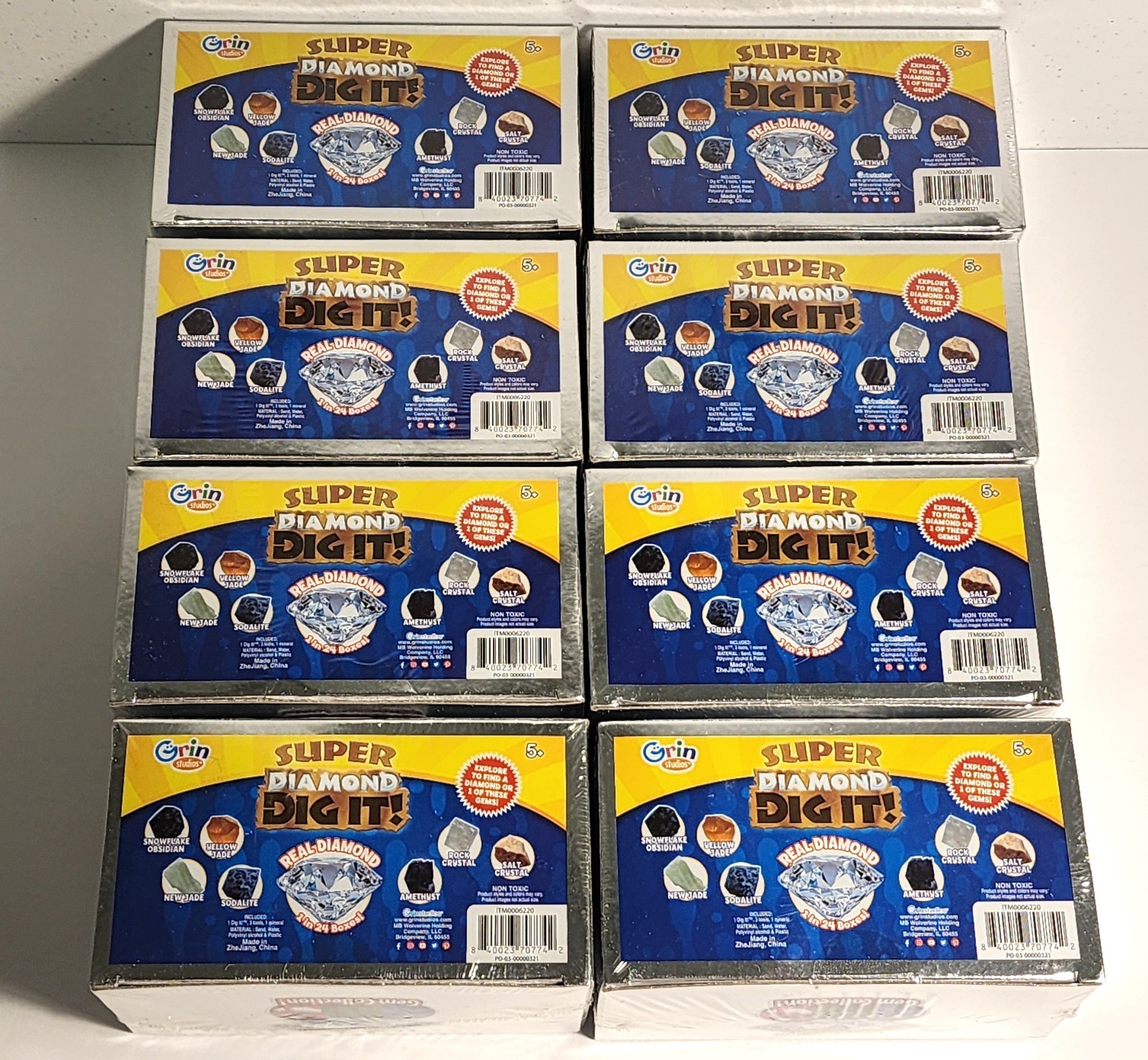 Lot of 8 Grin Studios SUPER Diamond Dig It Real Diamond in 1/24 Boxes