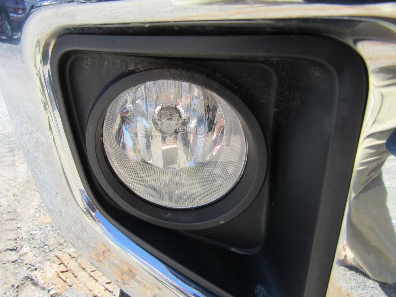 TUNDRA 2019 Glove Box 1031843