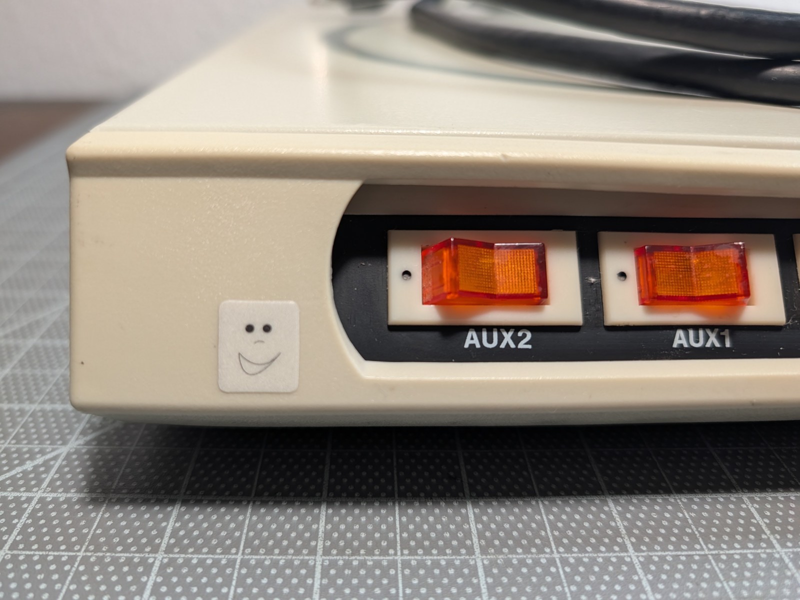 Vintage Computer Power Controller Surge Protector Power Supervisor Model MT-767