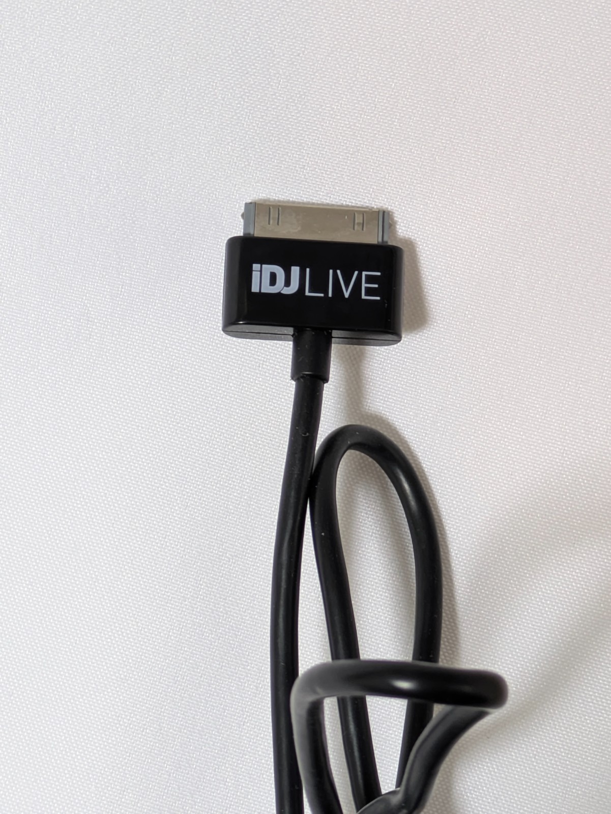 IDJ Live Numark Turntable Mixer, DJ, Controller, For iPhone, iPad or iPod Touch