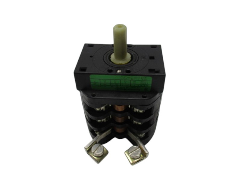 KLOCKNER MOELLER T4A-3-50 SWITCH (AS PICTURED)  NSNP