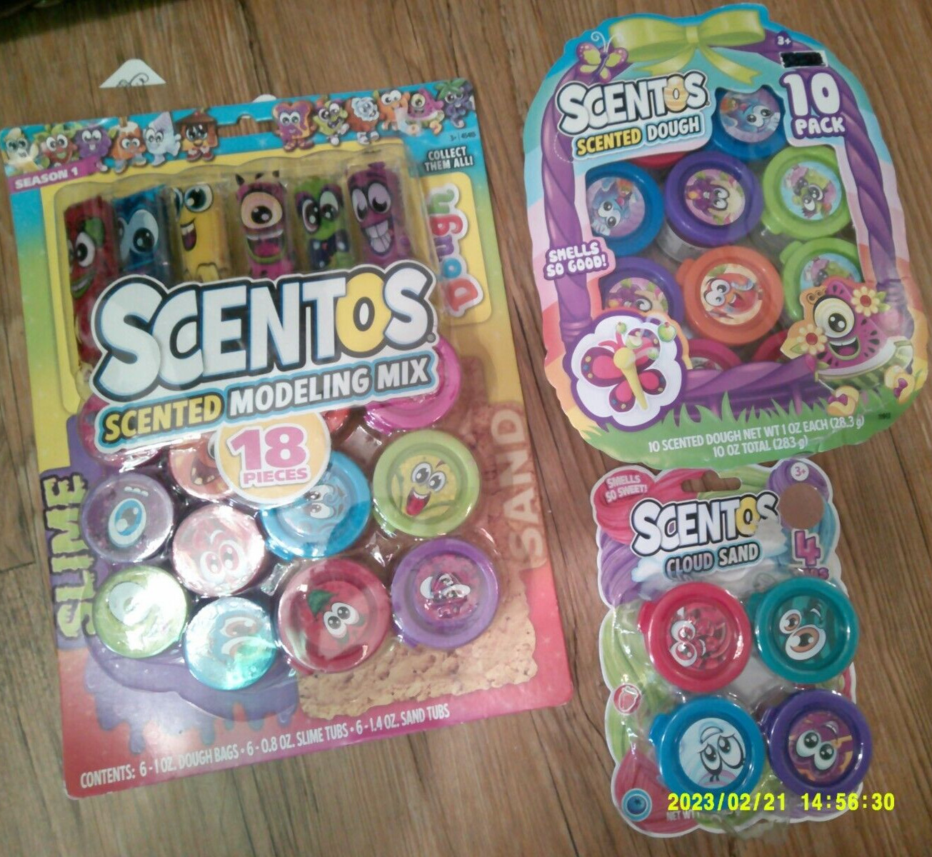 NEW LOT of SCENTOS scented modeling clay play doh party favors