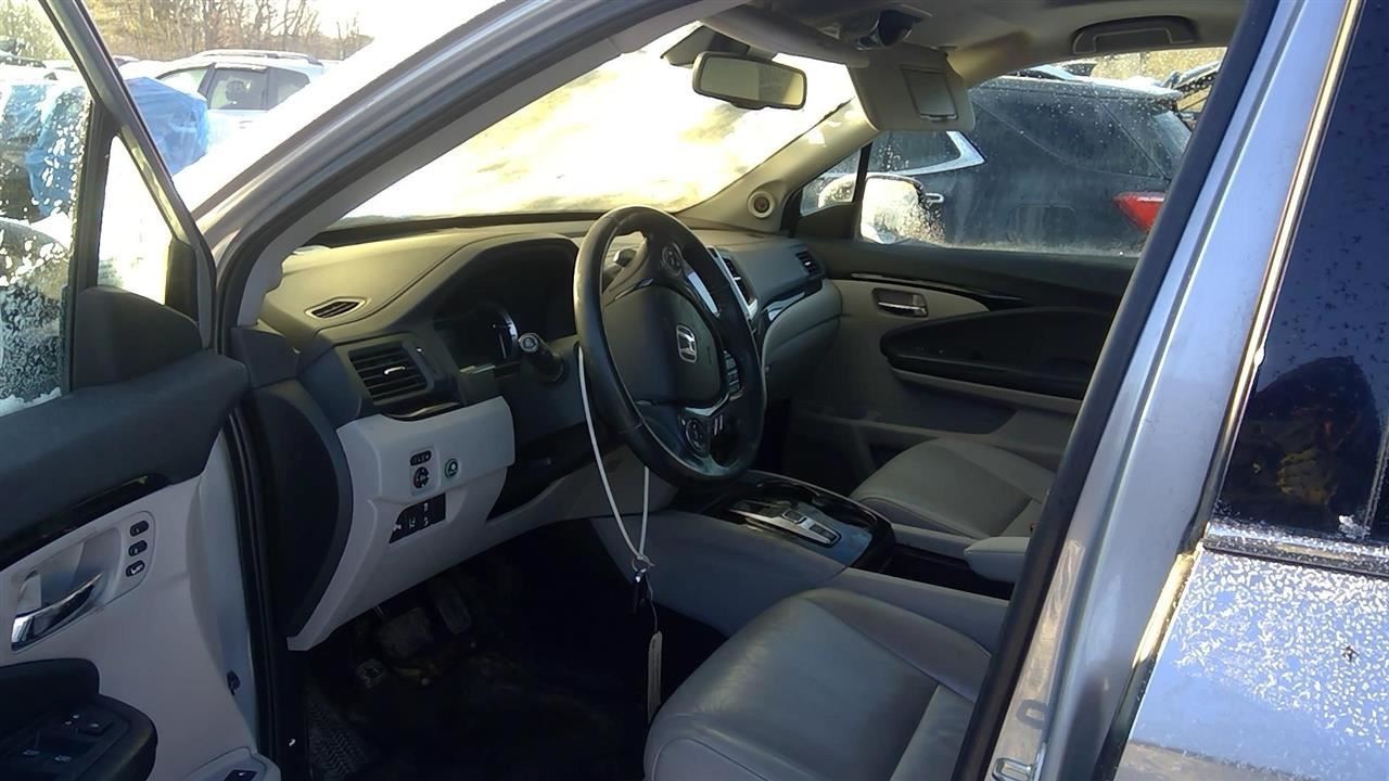 PILOT 2016 Transmission Shift 2106920