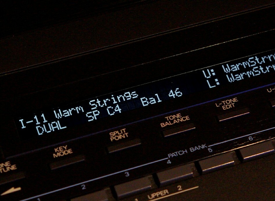 Roland D-50 D-550 (Super Enhanced Black) LUX PMVA LED Display !