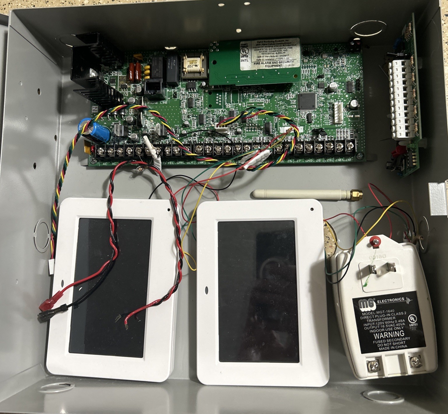 DMP XT50D with 2 keypads 7872-W removed for system takeover. Working condition