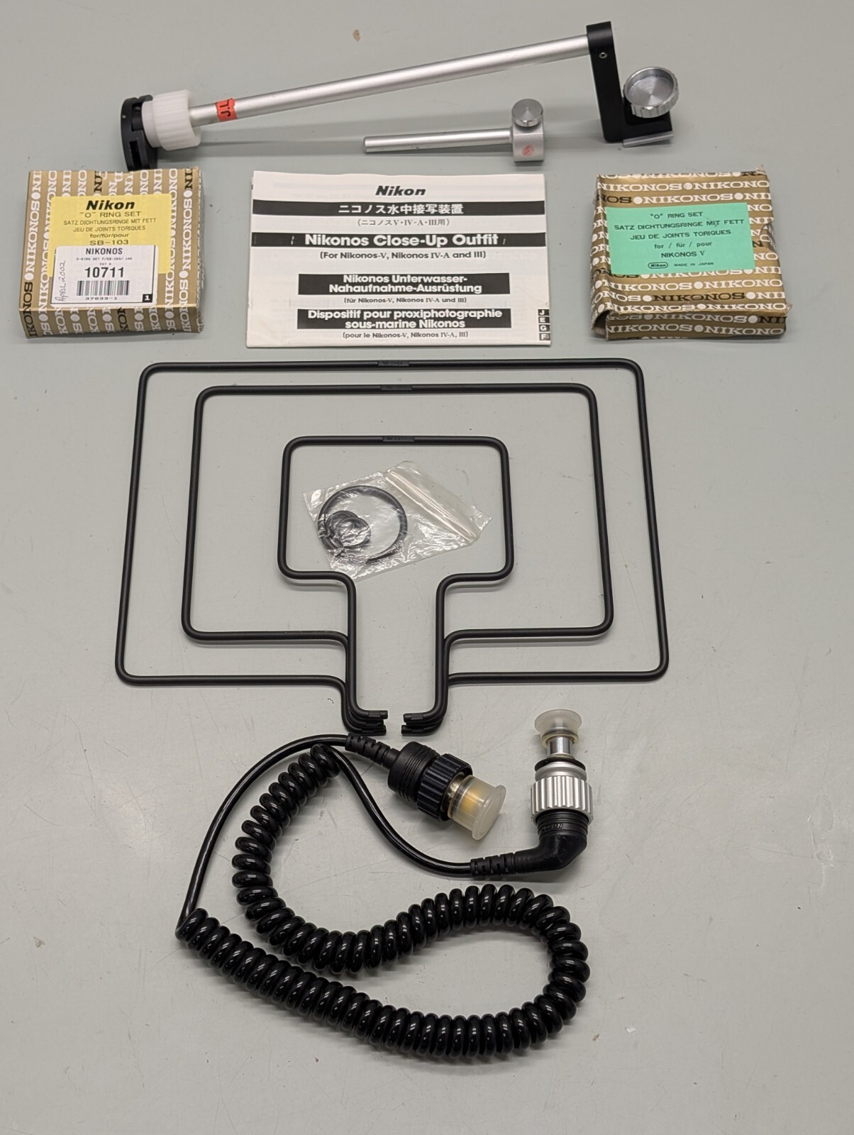 Nikonos/Nikon Close-up frames for  III IV-A V, SB-103 Cable and gasket kits