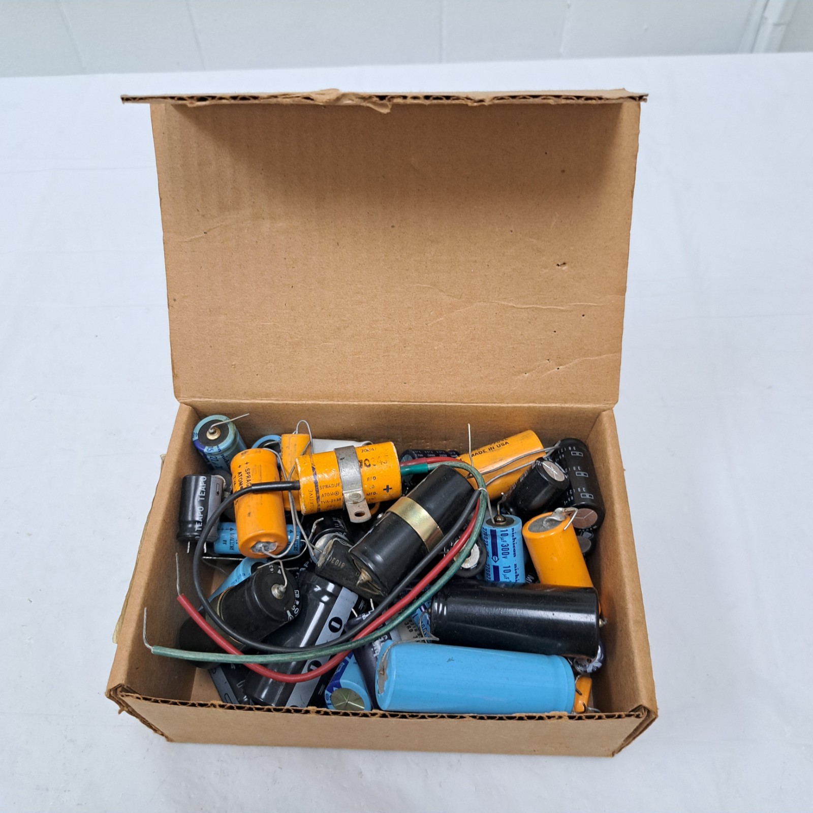 Vintage Electrolytic Capacitor Lot  Assorted Values Electronics Repair