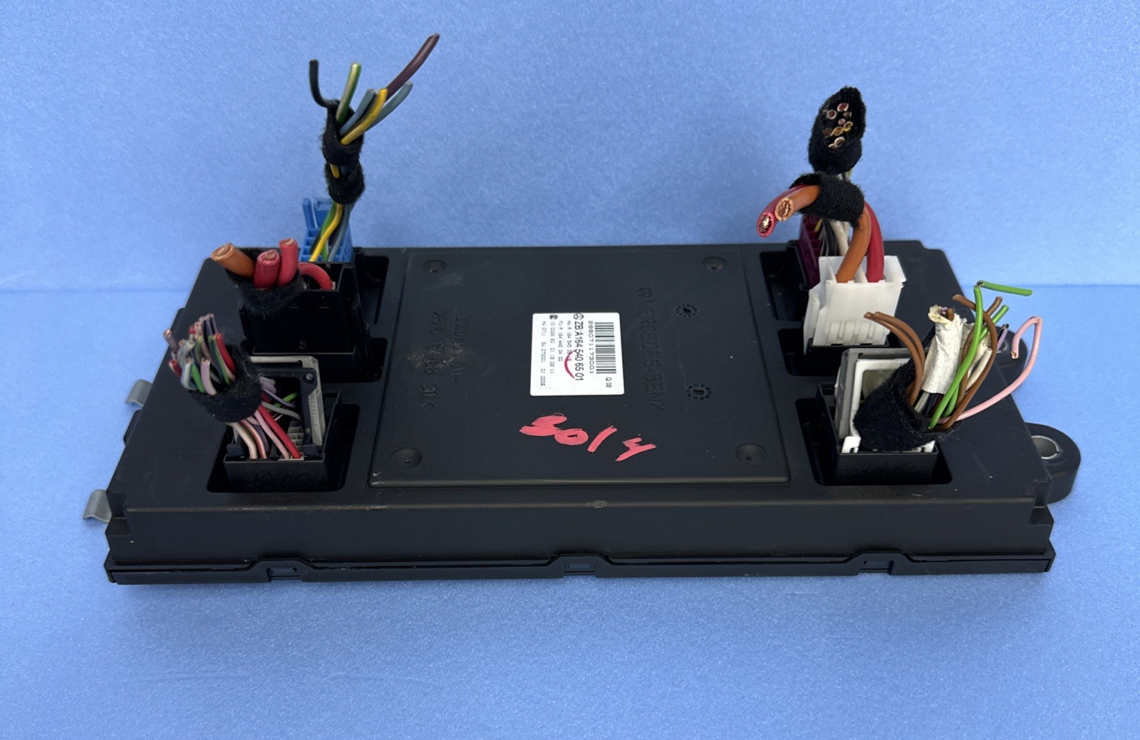 06-13 MERCEDES R GL ML SERIES FRONT SAM SIGNAL ACQUISITION MODULE # A1645406501