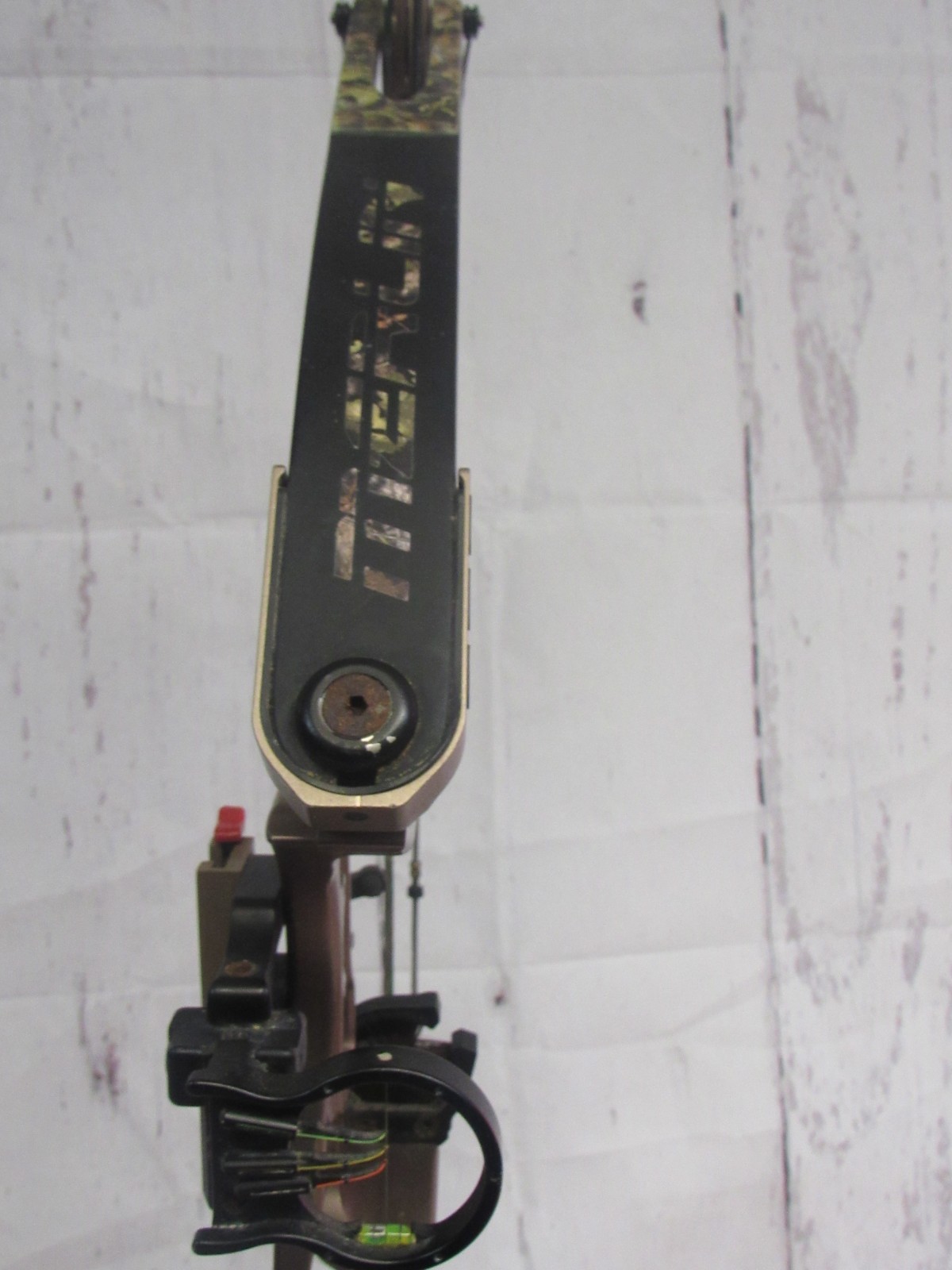 Merlin Archery Merlin XS-ALPHA Compound Right Hand Bow