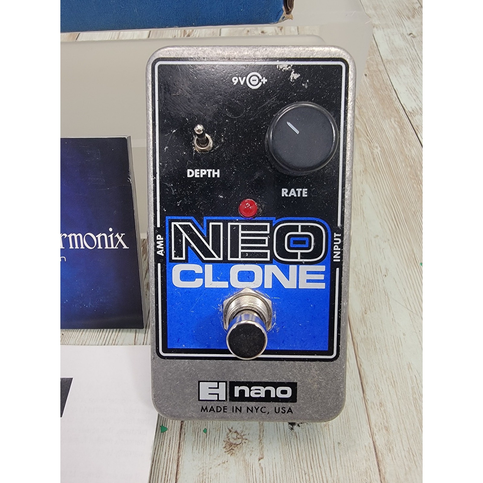 Electro-Harmonix EHX Neo Clone Analog Chorus Guitar Effect Pedal