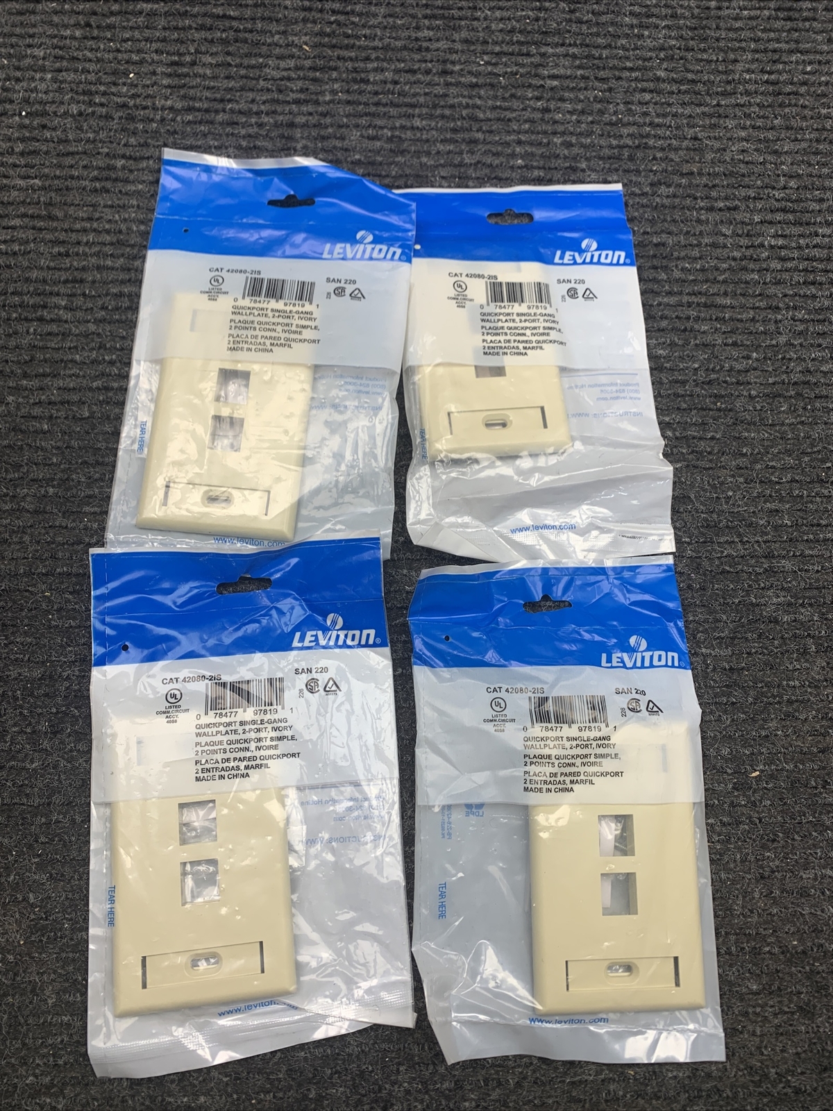 New Lot of 4 Leviton 42080-2IS QuickPort Wallplate 1 Gang 2 Port