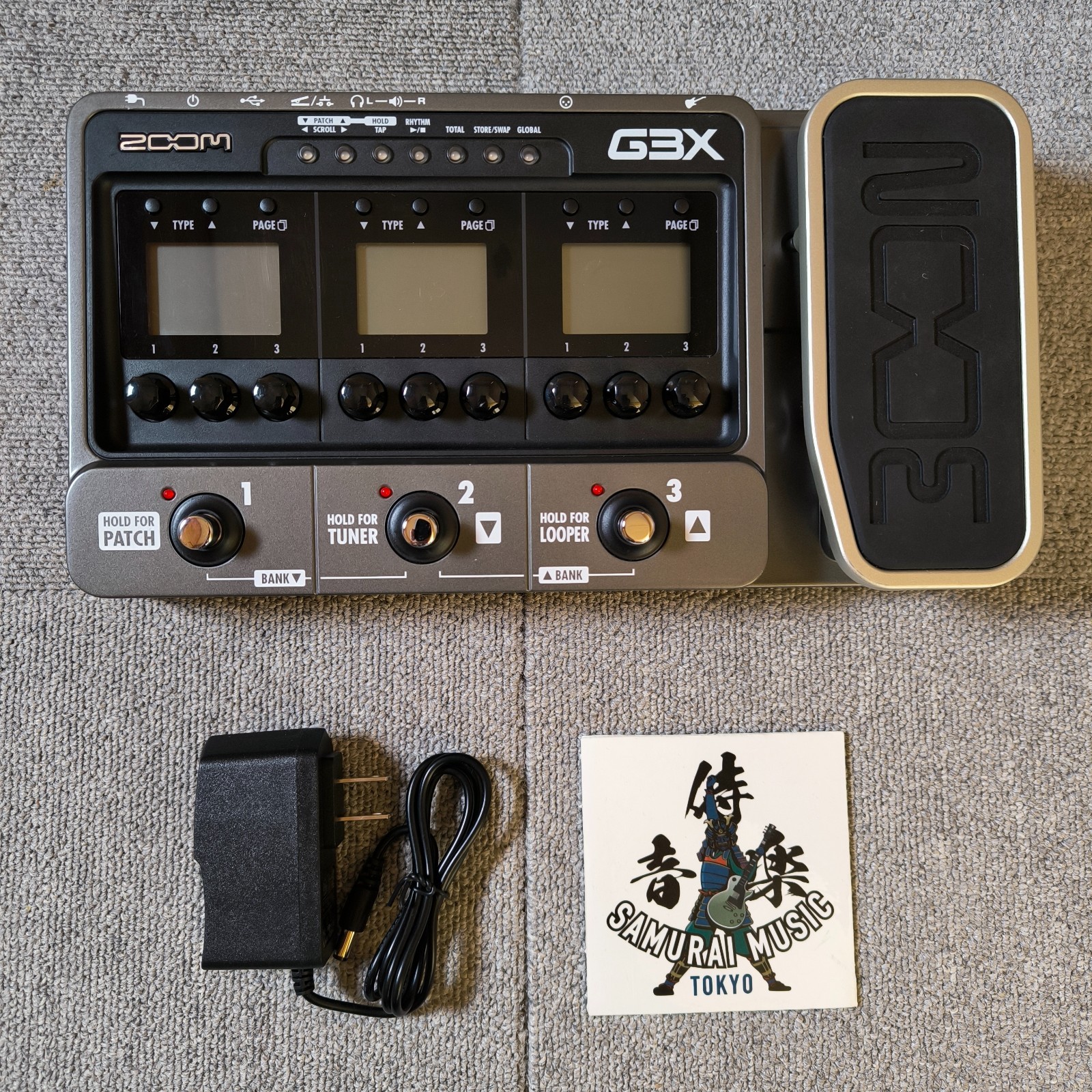 Zoom G3X Multi-Effects Guitar Amplifier Simulator Sounds Pedal W/AC Adapter