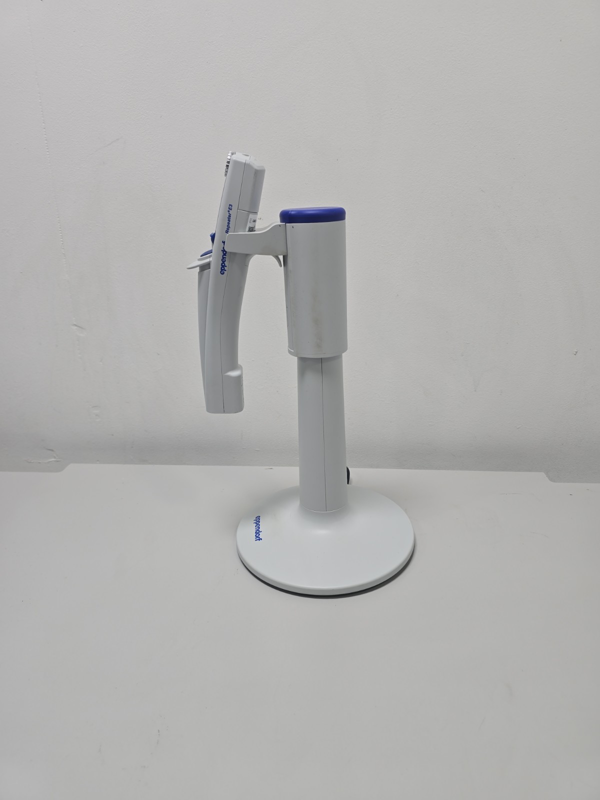 Used Eppendorf Repeater E3 Digital Pipettor w/ Stand
