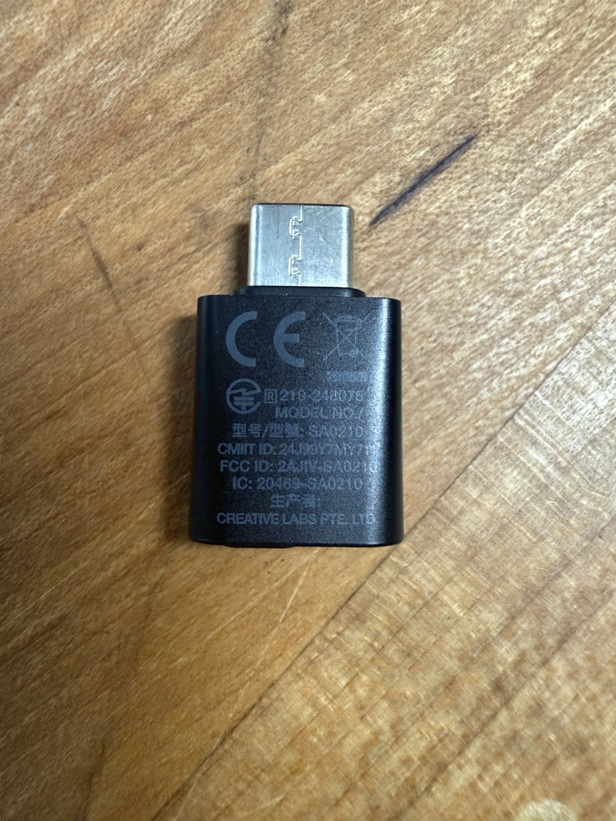 Creative WT-6 USB-C Bluetooth Audio Adapter - aptX / Bluetooth LE