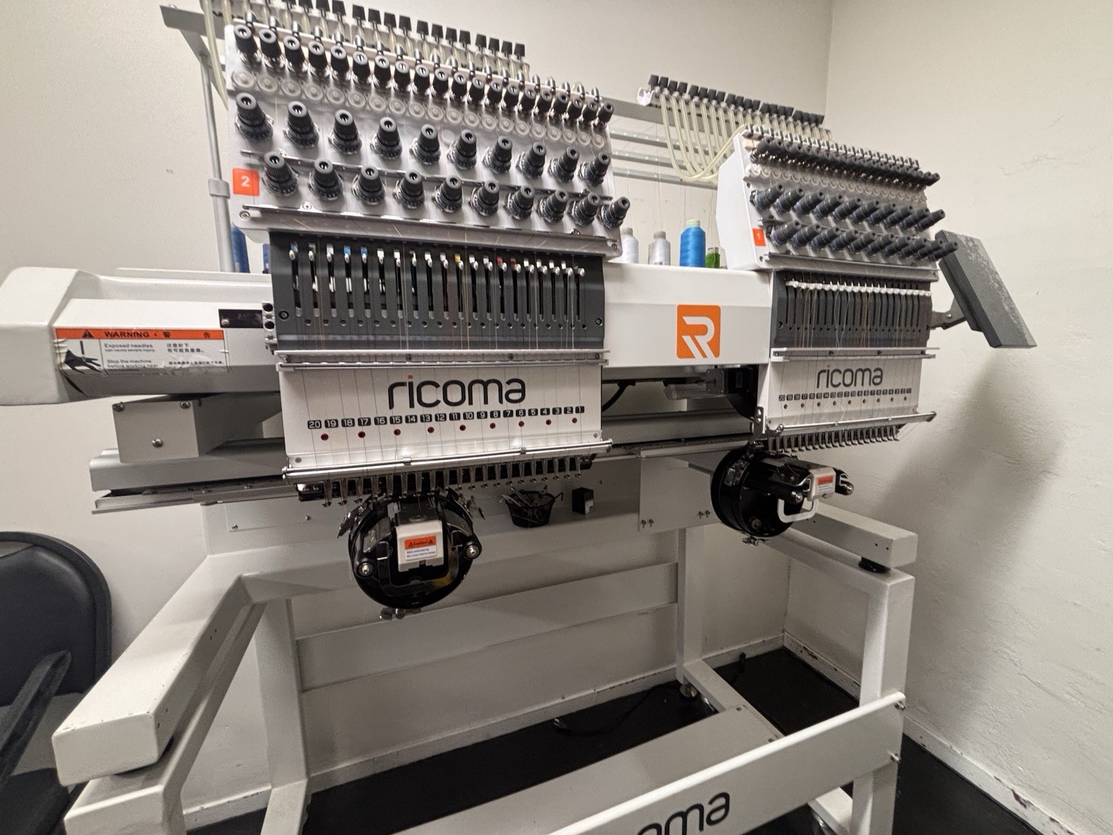 Ricoma Commercial Embroidery Machine (2 Head / 20 Needle)