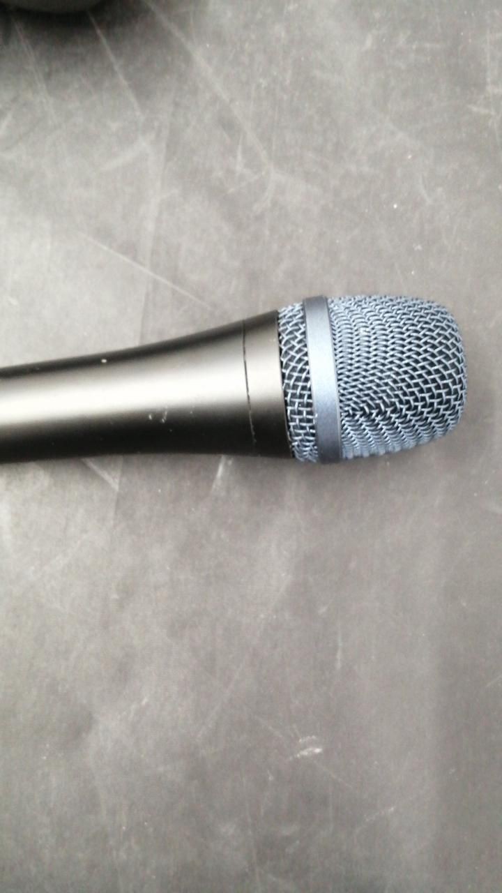 SENNHEISER Dynamic Microphone E945 Used