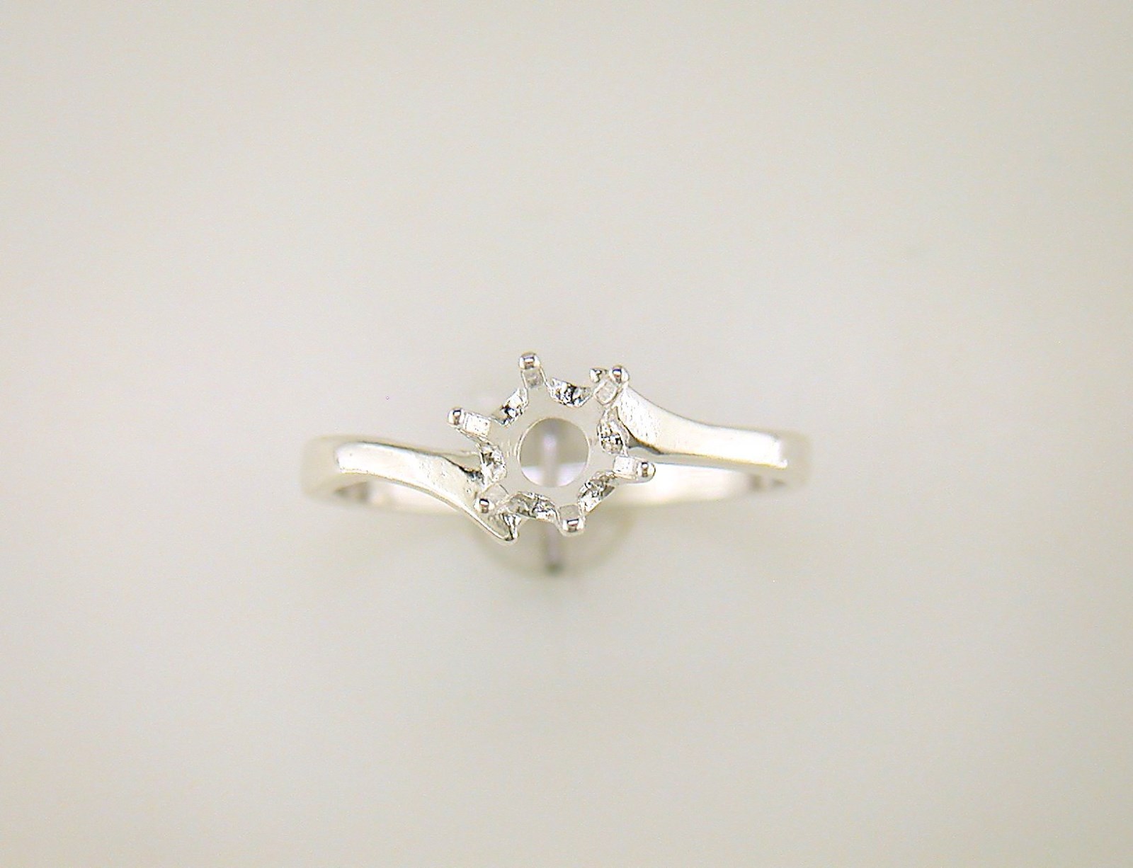 Round Solitaire Bypass Ring Setting Sterling Silver