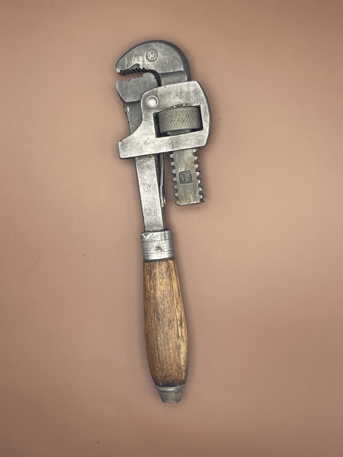 ANTIQUE STILLSON "MORCO" 10 INCH PIPE WRENCH MOORE DROP FORGED SPRINGFIELD,MA