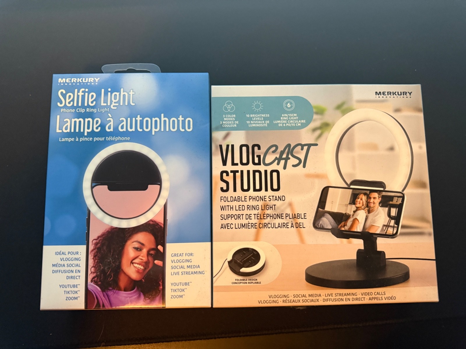 Perfect Vlogging and Social Media Bundle : 1x VlogCast Studio + 1x Selfie Light