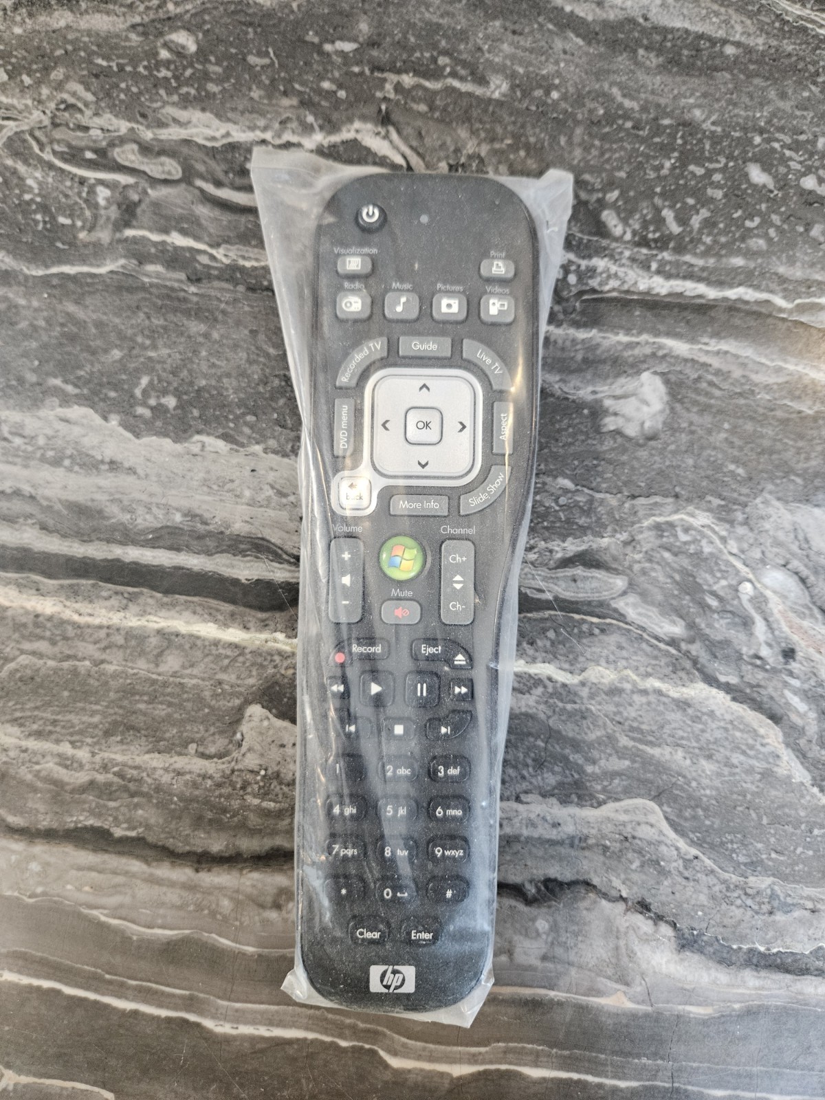 Genuine HP Windows Media Center Remote Control 5070-2583 NEW Sealed OEM