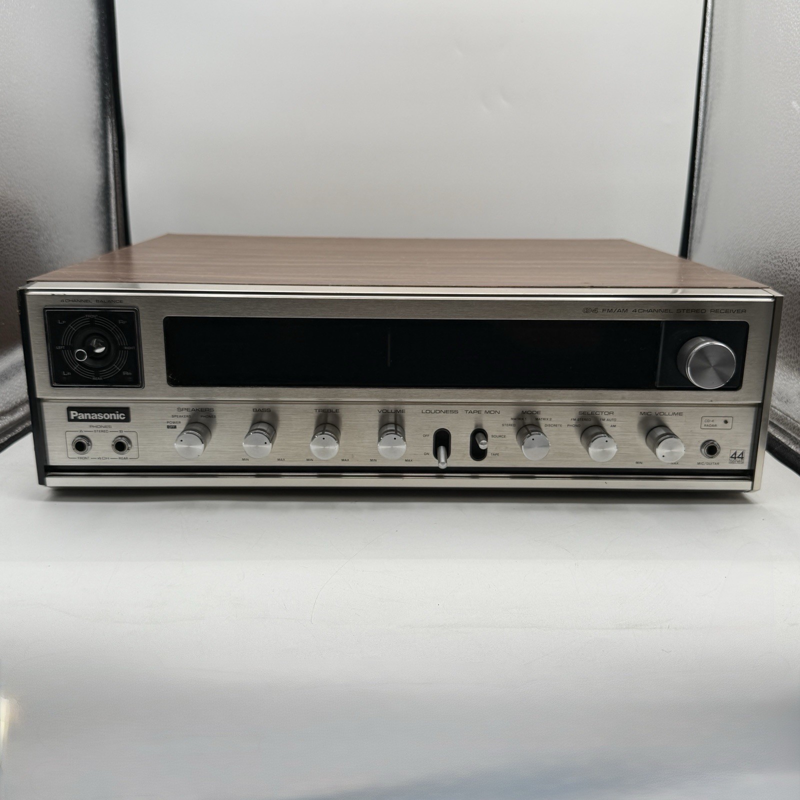 Panasonic AM/FM Reciever/Amp CD-4 SA-507 Mic/Guitar Inputs 4 Channel Tested READ