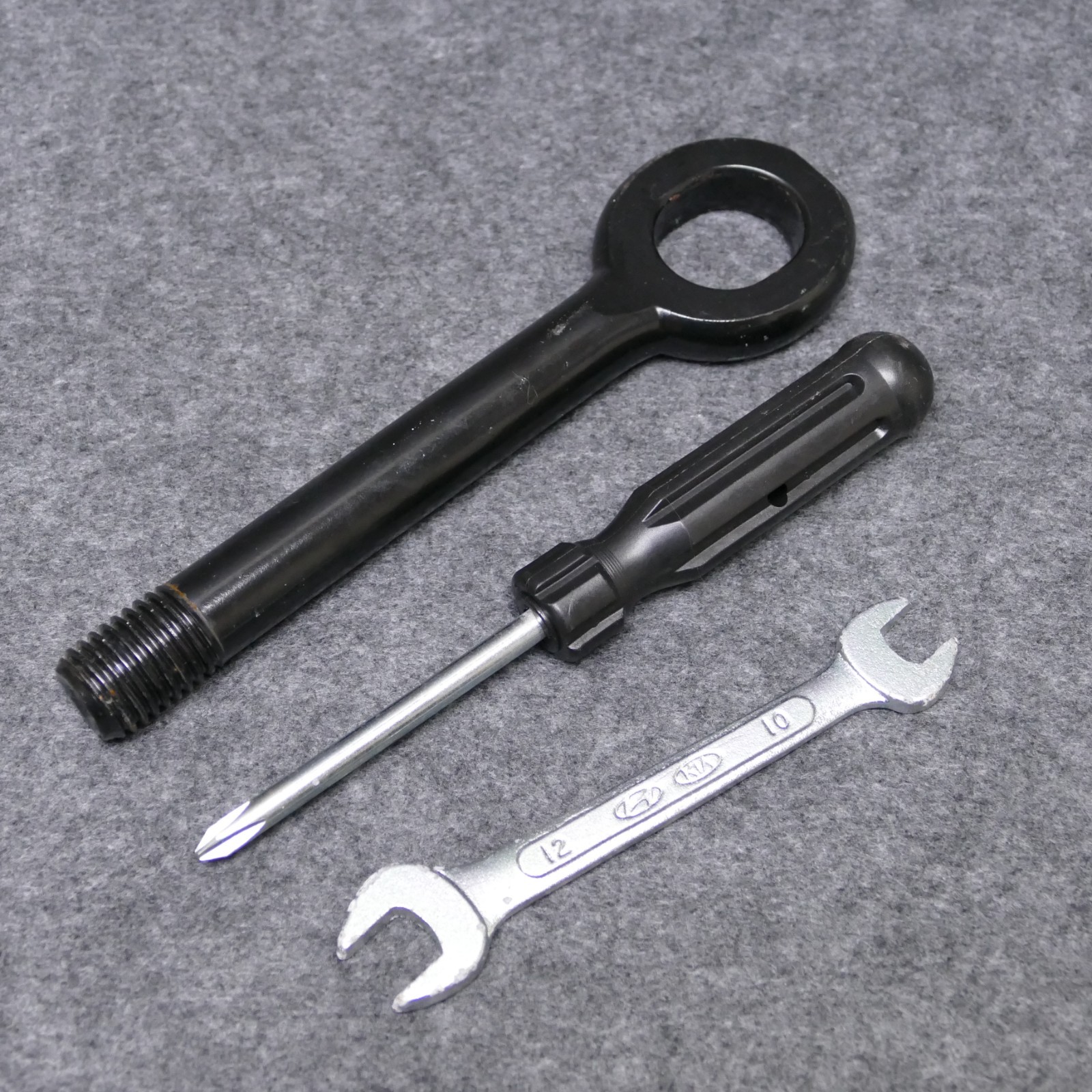 2012-17 Veloster Front Bumper Towing Tow Hook Eyelet Recovery Loop & Tools 77809