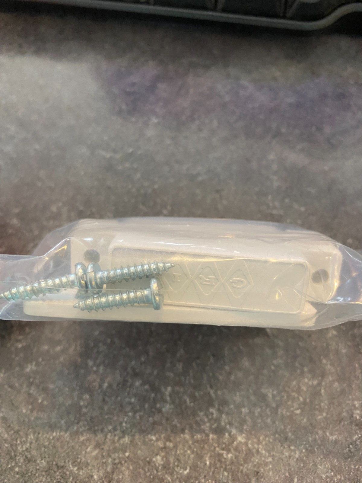 GRI Surface Mount Magnetic Contacts, Nail Mount -NEW- White