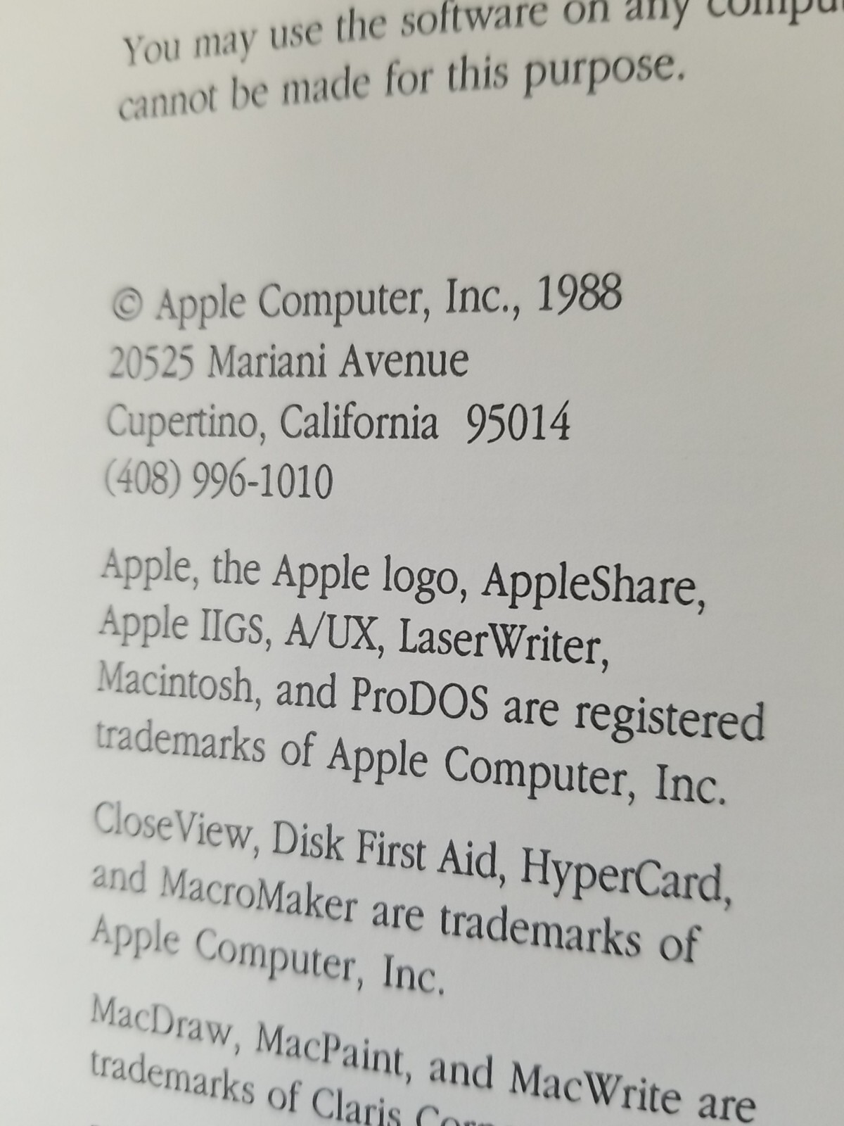 Vintage Apple Macintosh Utilities User's Guide - 1988 MAC Manual