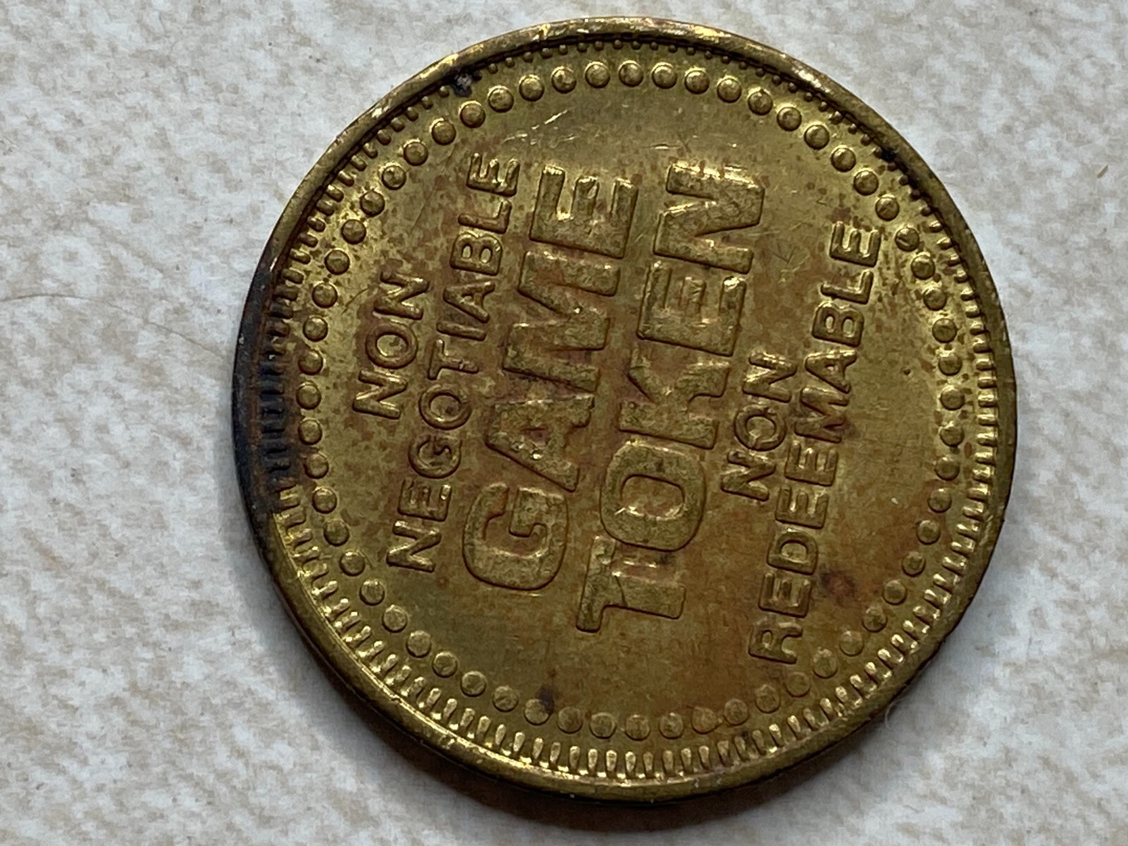 2 Bits Inc. Arcade Slot Amusement Token T7542
