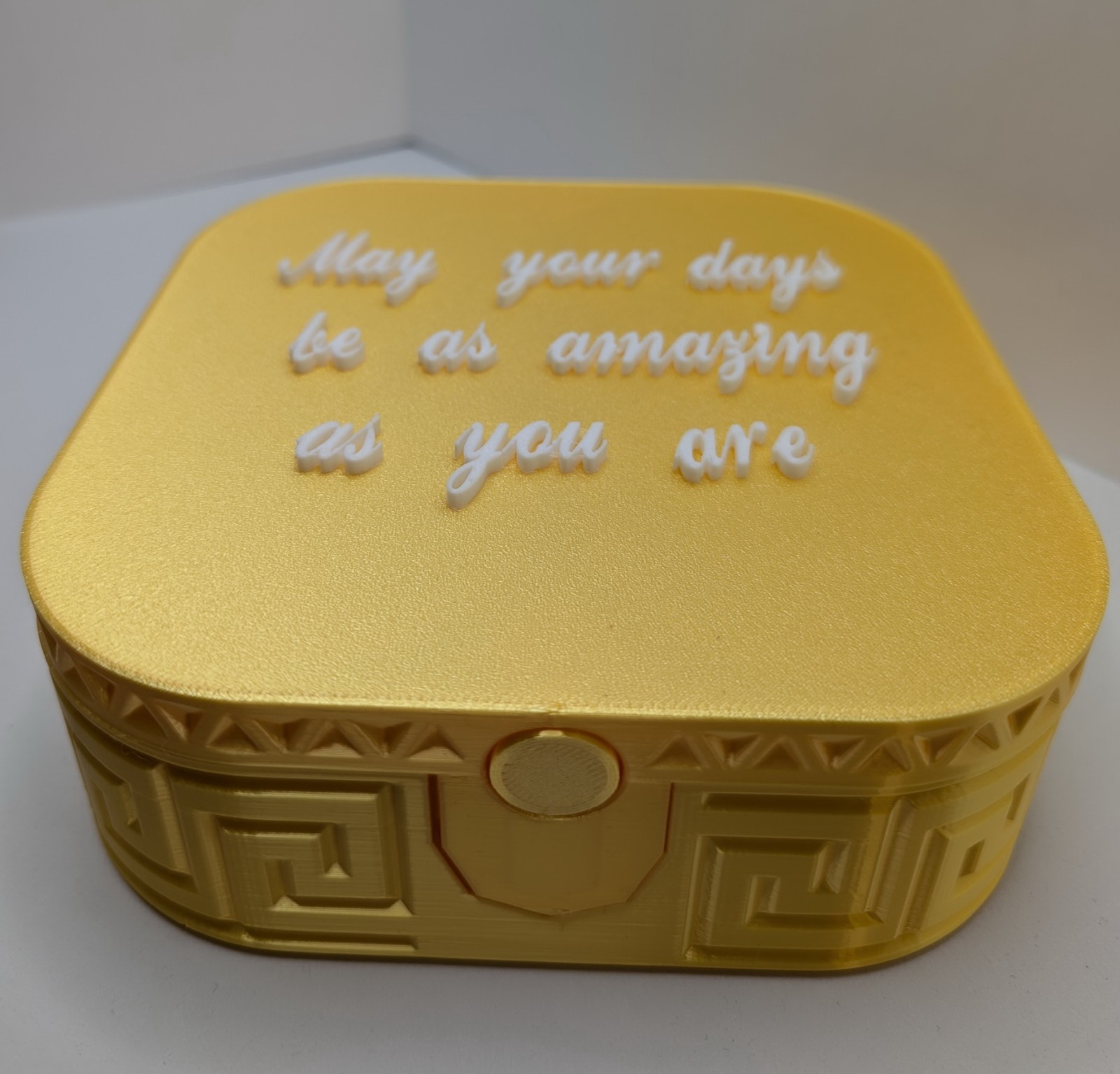 Medium Gold Custom Plastic Keepsake Box