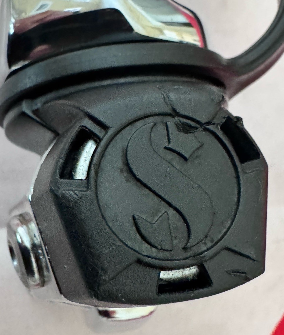SCUBAPRO REGULATOR MK21 FIRST STAGE PRIMO COOL!
