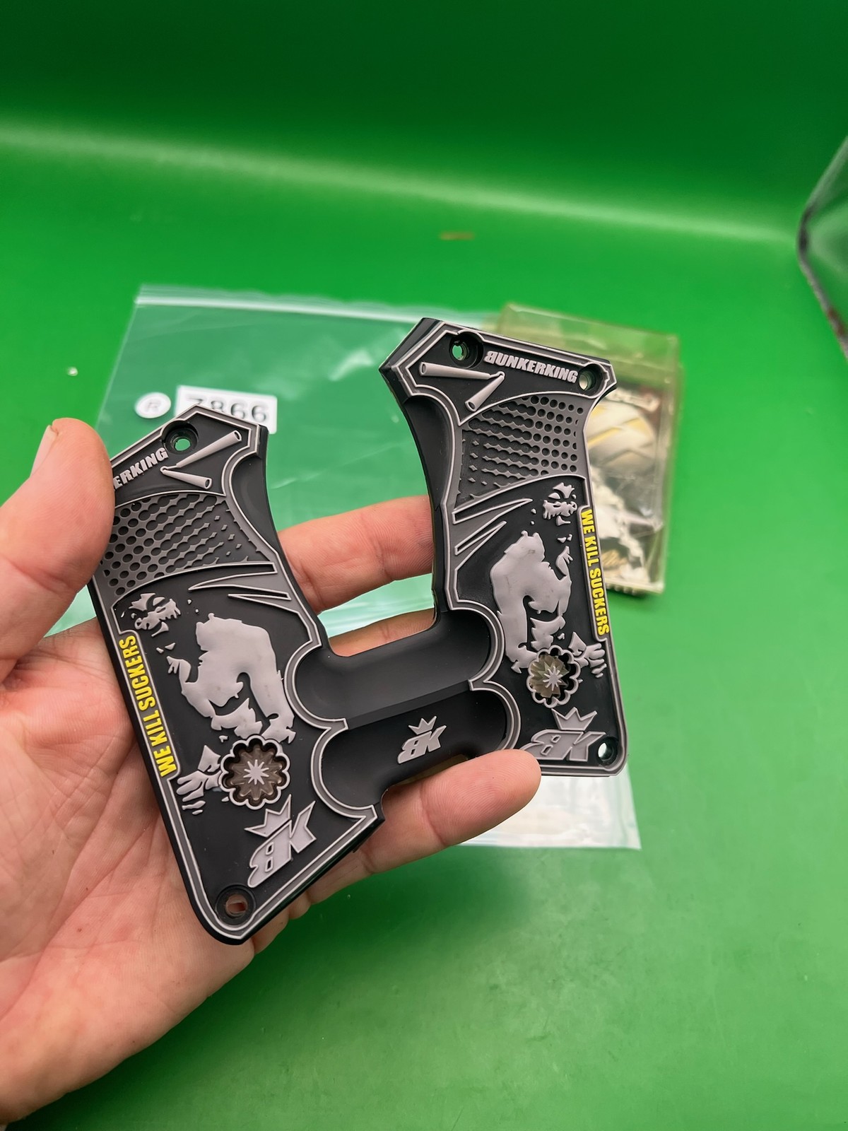 Black Bruce Lee Hybrid Grips