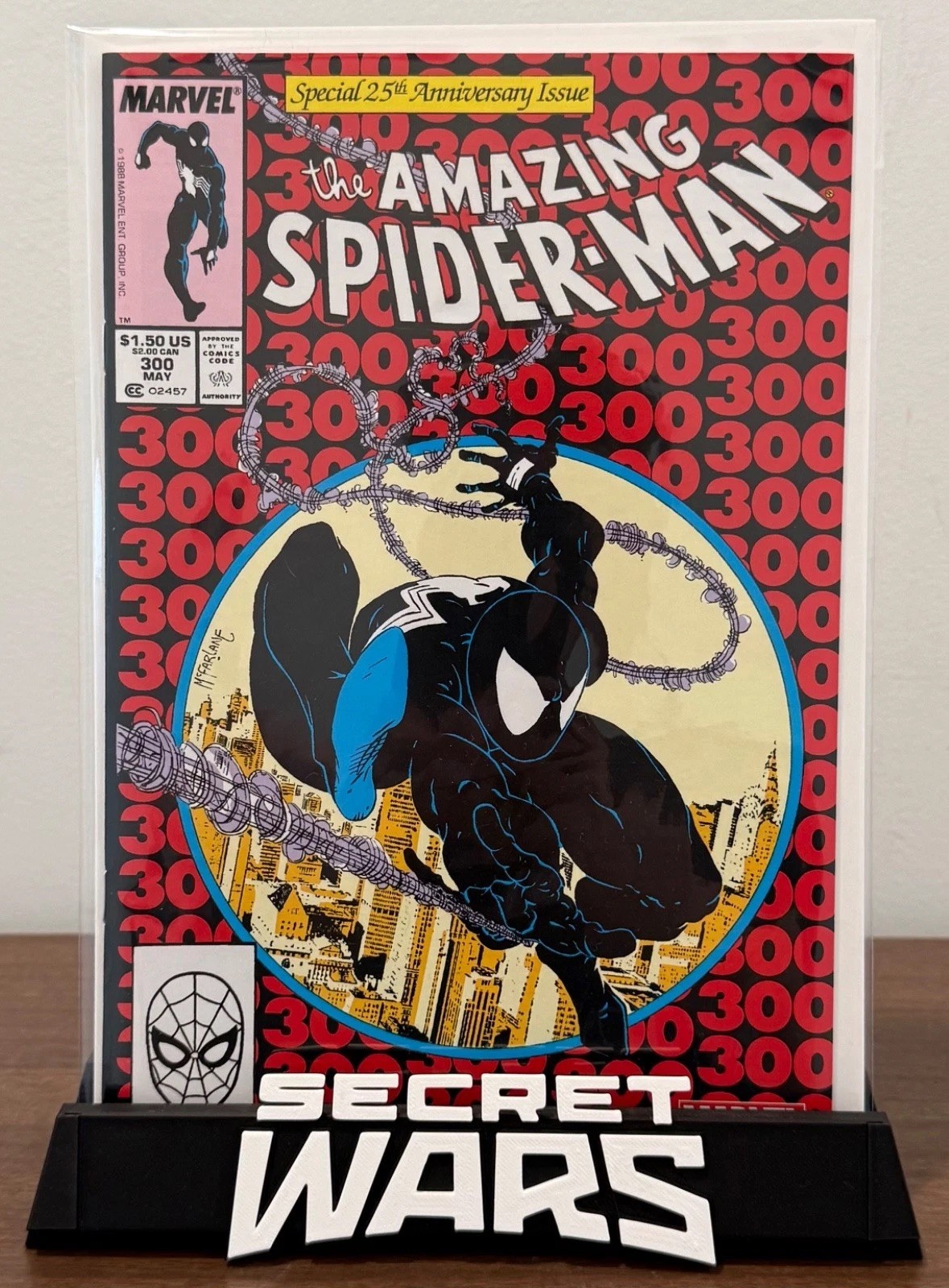 Secret Wars Marvel Comic Book Display Stand Graded CBCS, CGC, Non-Graded Comics