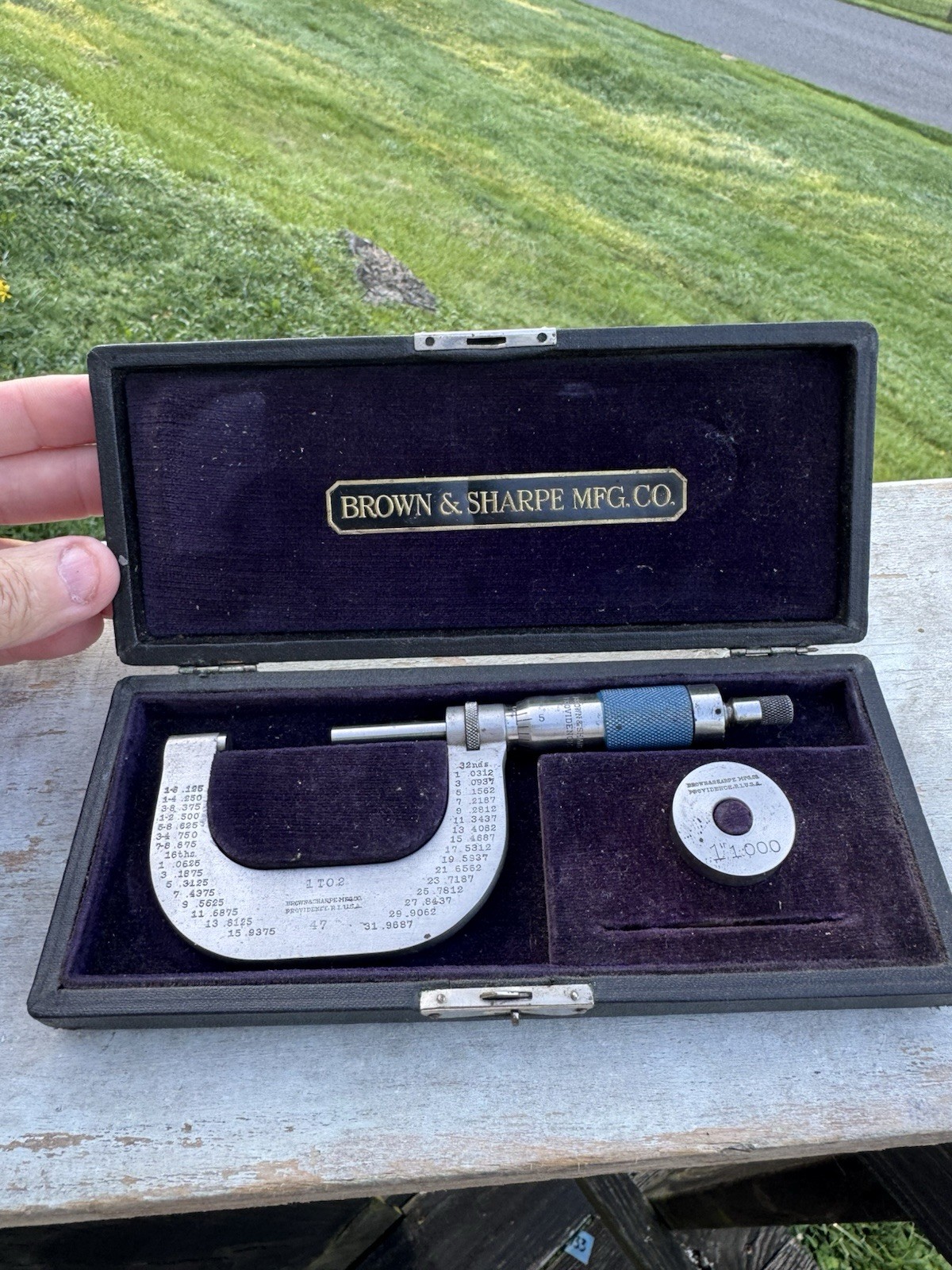 Brown & Sharpe 1-2” Outside Micrometer w/ Case & 1.000 Standard USA
