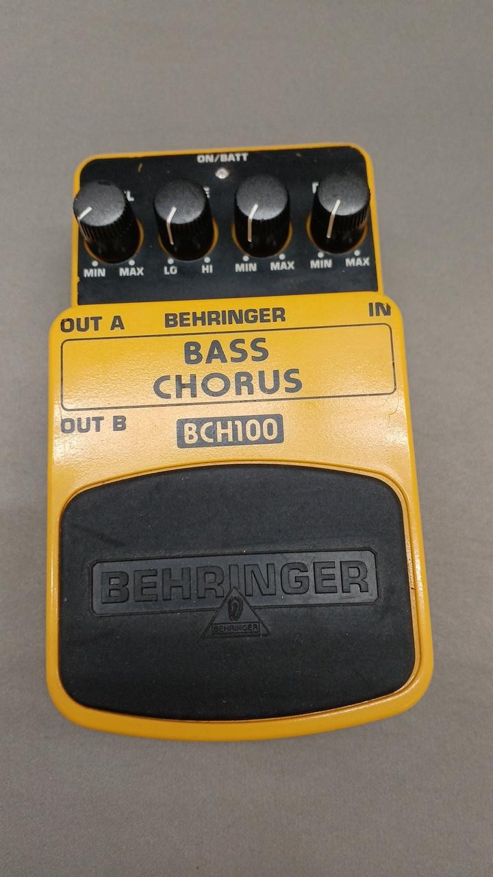 Behringer Bch100