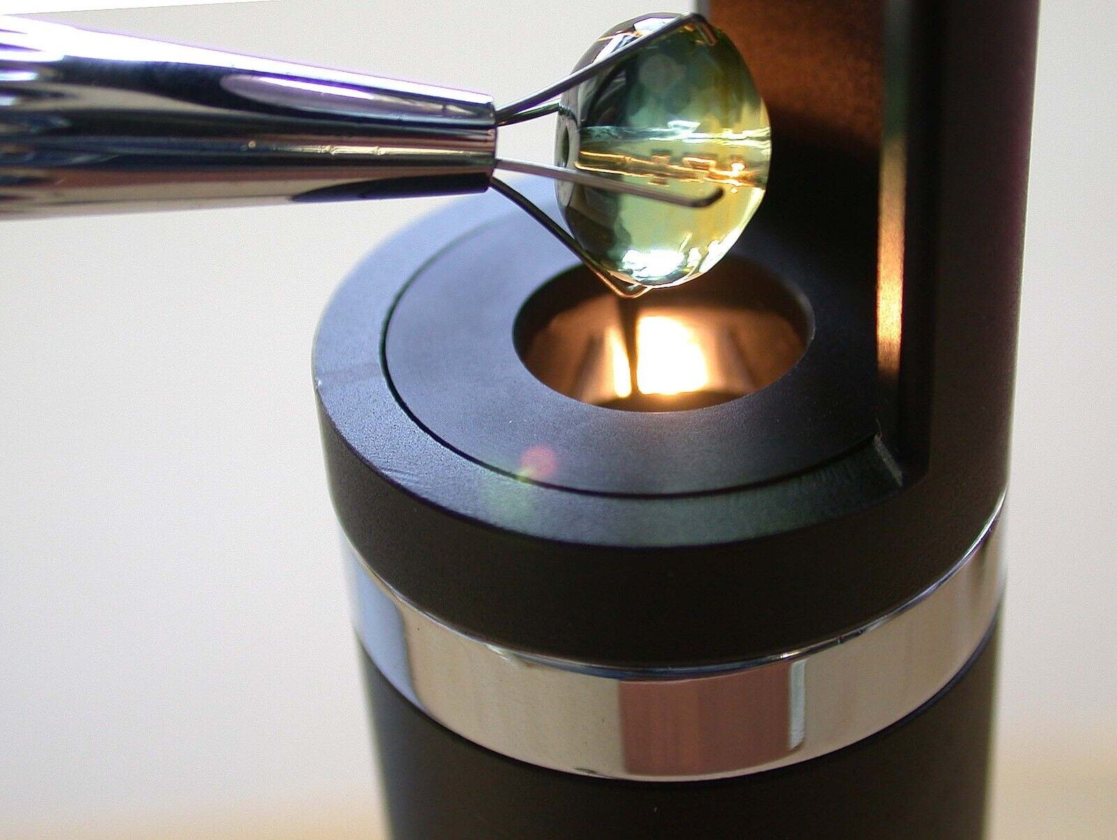 Dark Field 10x Loupe with Desktop Light Darkfield Gem