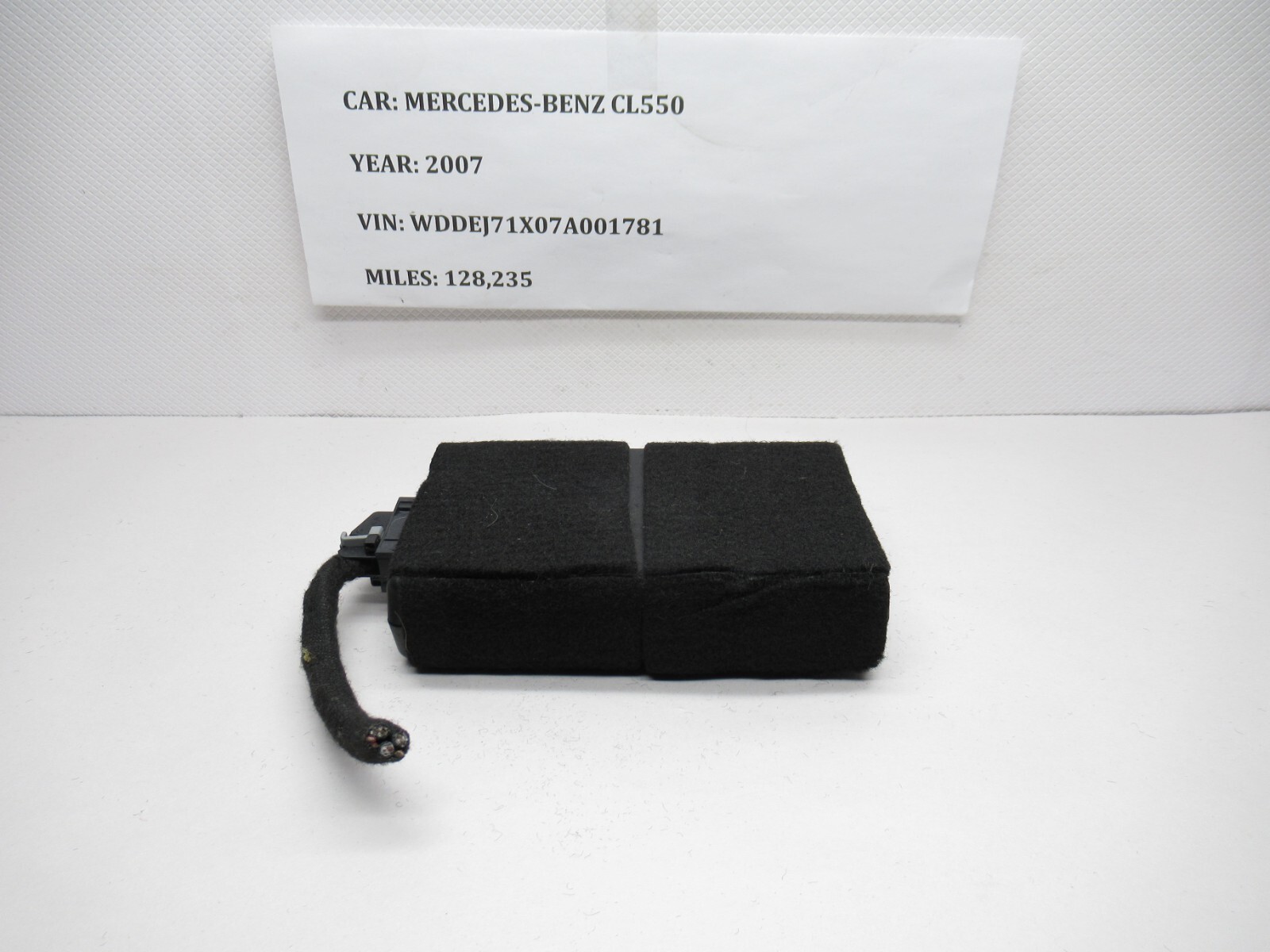 2007-2013 Mercedes CL63 W216 CL550 iPod interface module B67824245 OEM