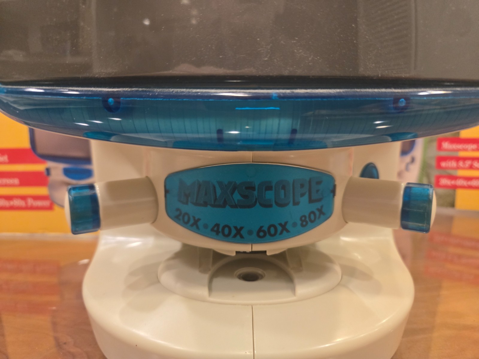 Microscope by EDU SCIENCE - MAXSCOPE - 20x - 80x Accessories Missing