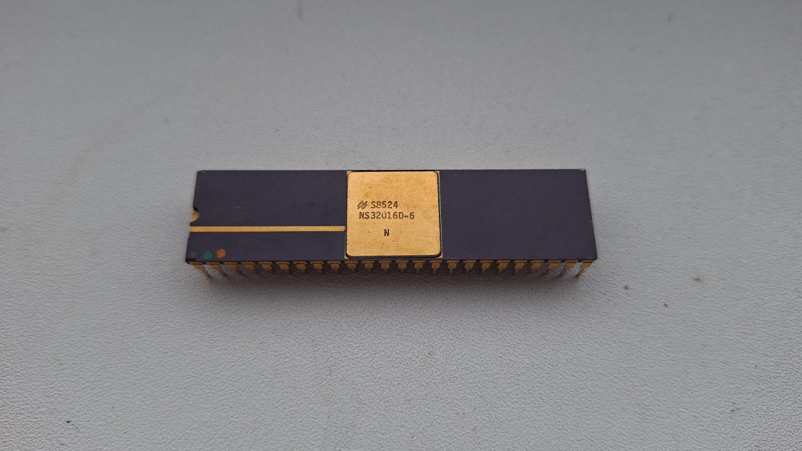 NS32016D-6 Rev N 16bit 6MHz 32k CPU rare Vintage National Semiconductor CPU GOLD