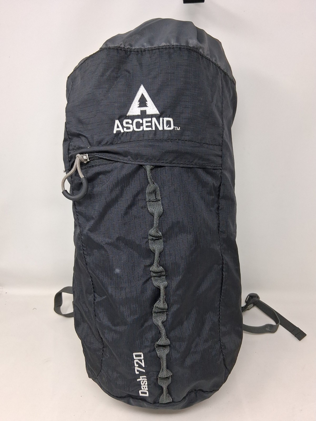 Ascend Dash 720 Hiking Backpack Black And Gray Nylon Lightweight Drawstring