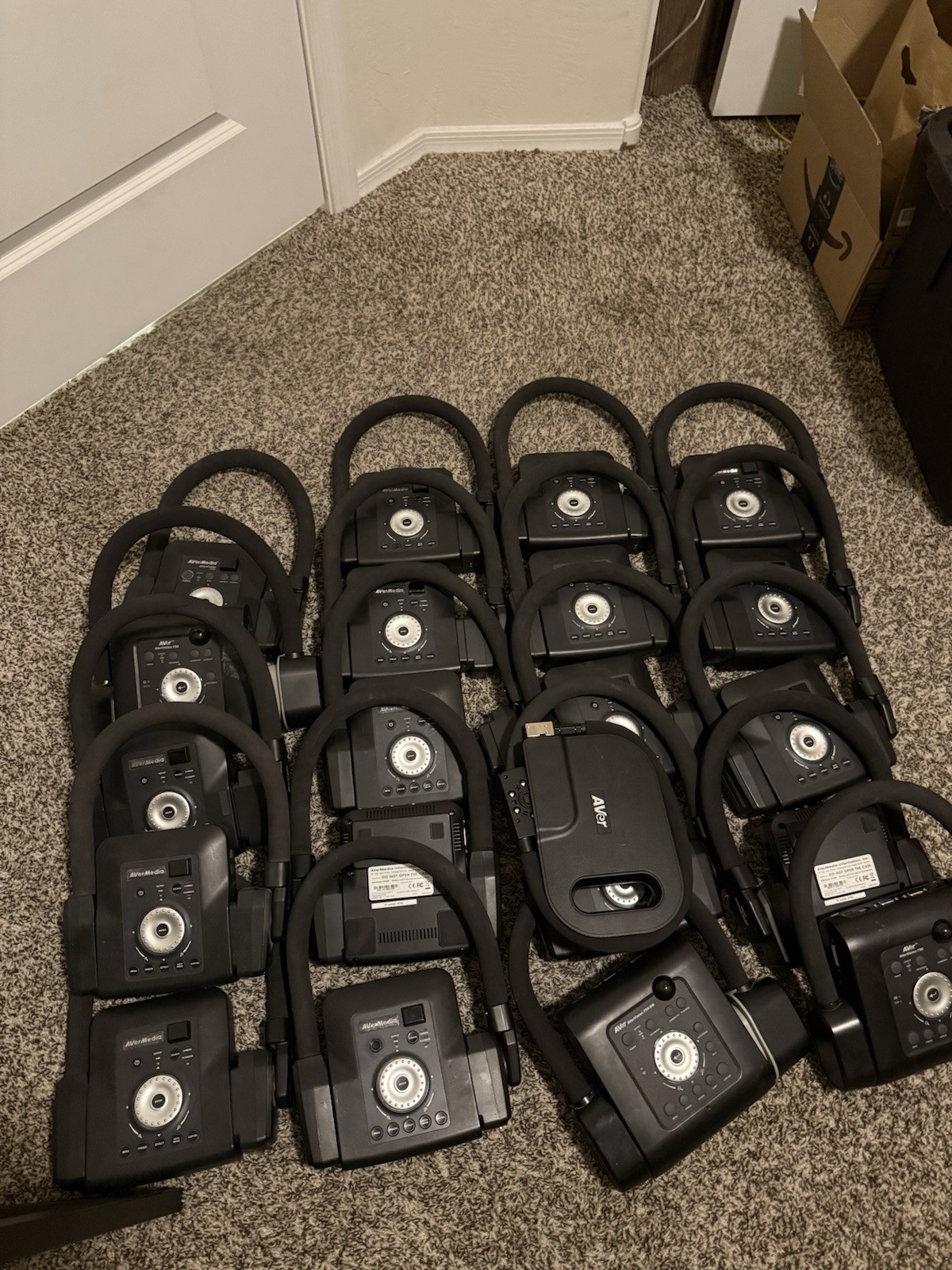 Used AverMedia AverVision CP150(14) + CP300(2) Digital Doc Camera Lot 21 No Cord