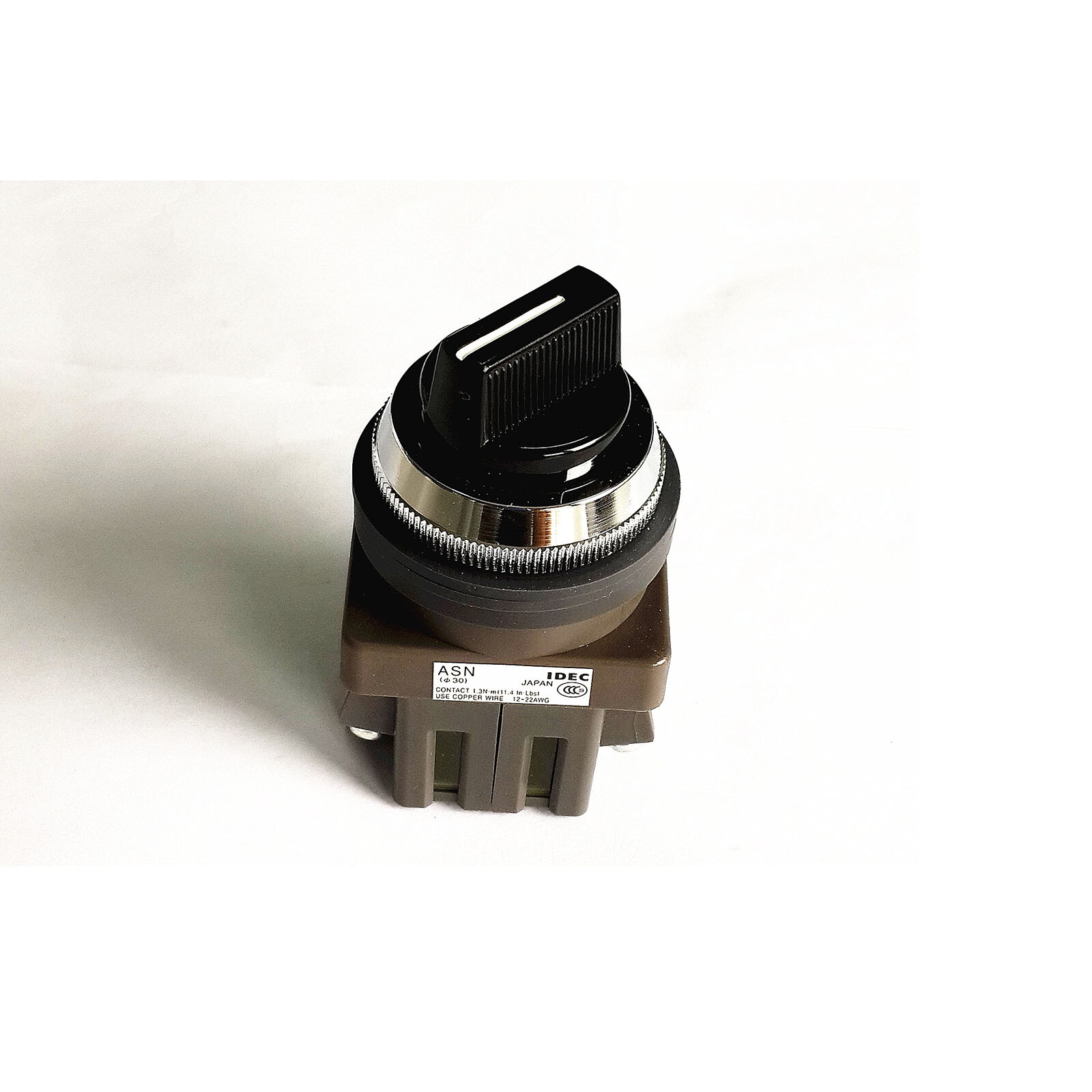 IDEC ASN311 SELECTOR SWITCH Two-Speed Self-Locking Selector Switch✦Kd