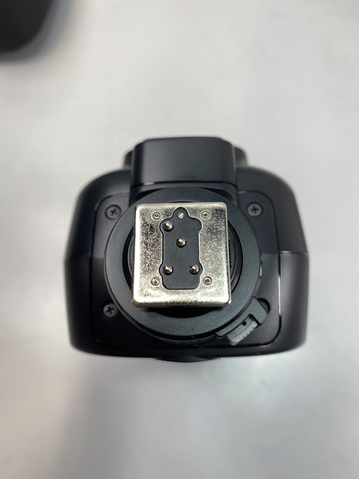Flashpoint Zoom Li-on X PRO R2 TTL On-Camera Round Speedlight Flash for Nikon
