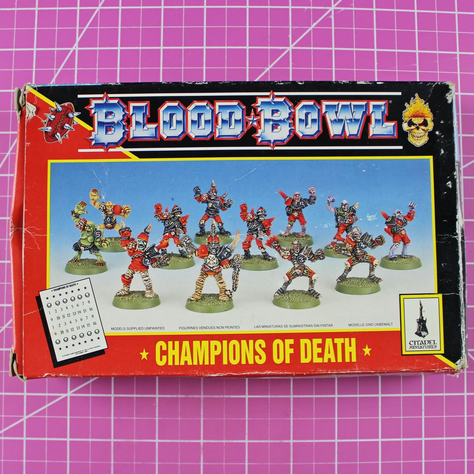 CLASSIC Blood Bowl "Champions of Death" Undead Team, Metal - OOP Games Workshop