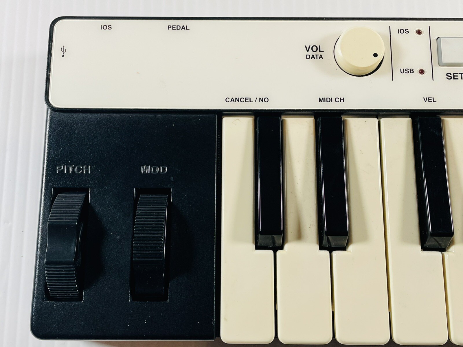 IK Multimedia iRig Keys Mini 37 MIDI Controller Keyboard iPhone iPad Untested