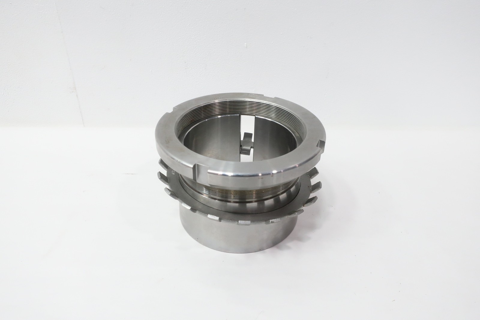 Skf SNW 30X5.3/16 Adapter Sleeve