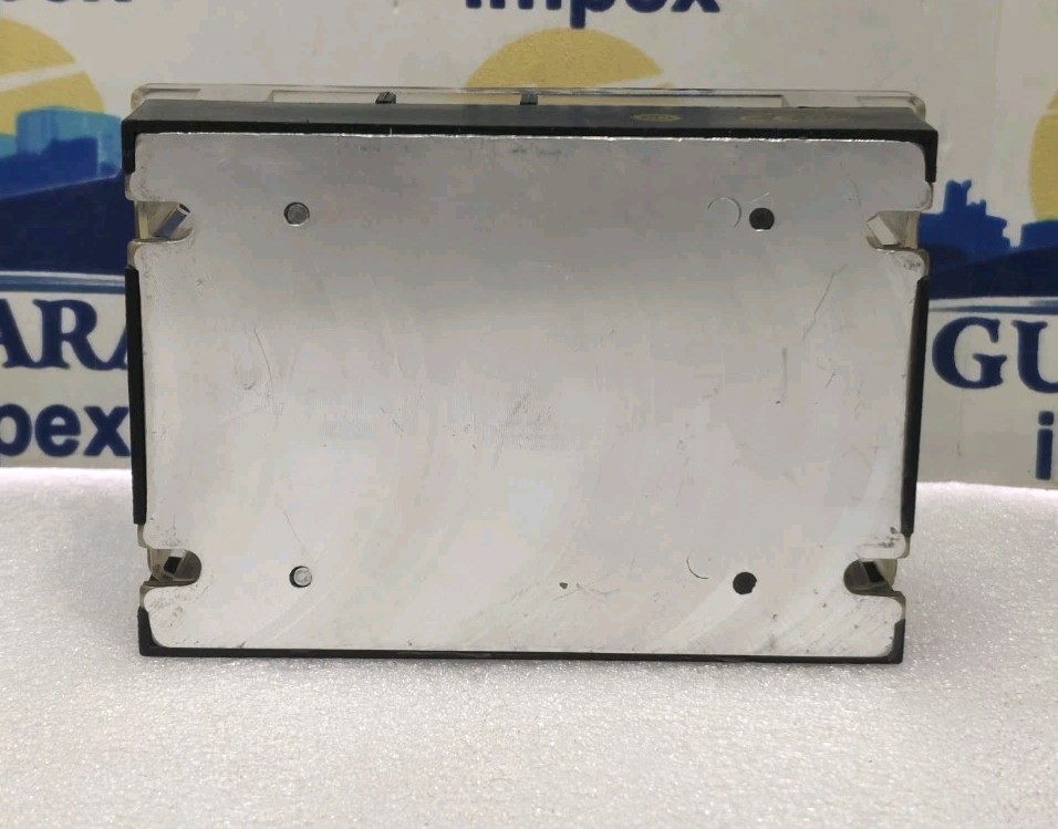 Crydom D53TP25D 3-Phase 25A 530V 3-32 VDC Control Solid State Relay D5TJ1008