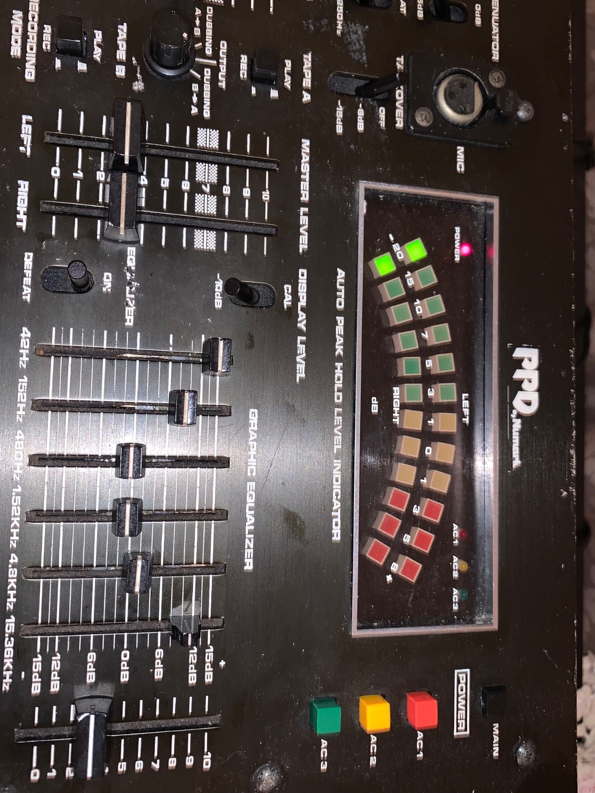Numark PPD DM1900 Stero Preamp DJ Mixer